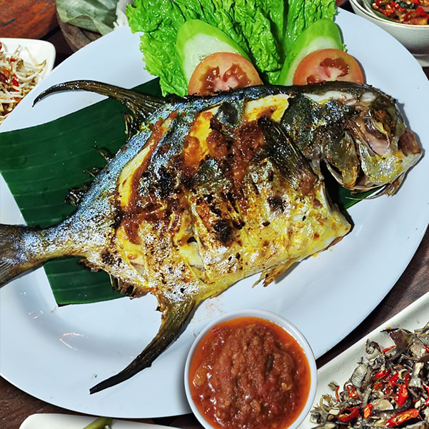 Bawal Jepang bakar